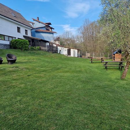 Alojamiento Con Jardin Y Barbacoa Cangas de Onis Ngoại thất bức ảnh